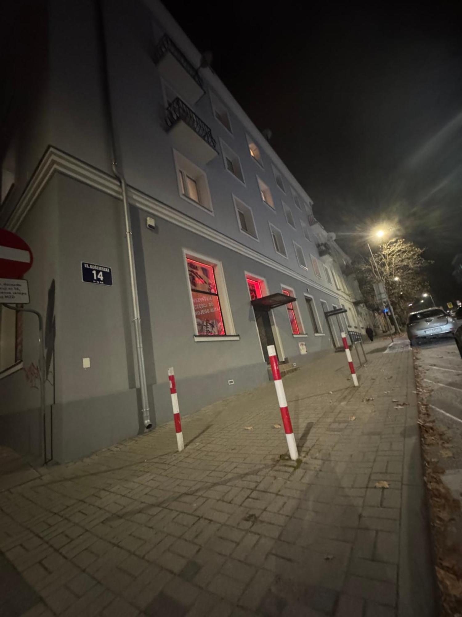 Akali Centrum 200 M Rynek -parking